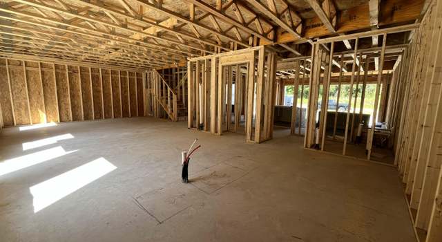 Photo of 211 Hill Valley Dr, La Grange, NC 28551