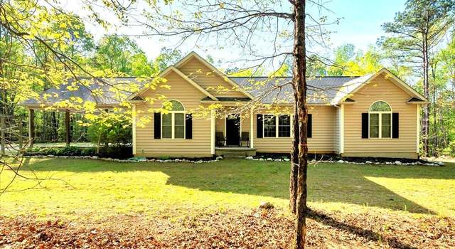 Photo of 452 Dogwood Trl, Henderson, NC 27537