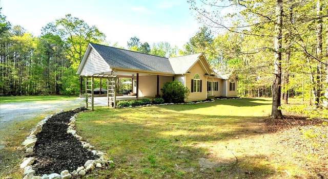 Photo of 452 Dogwood Trl, Henderson, NC 27537