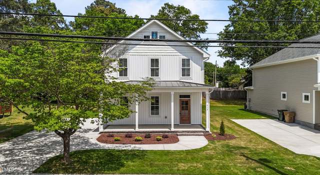 Photo of 412 W Stallings St, Clayton, NC 27520