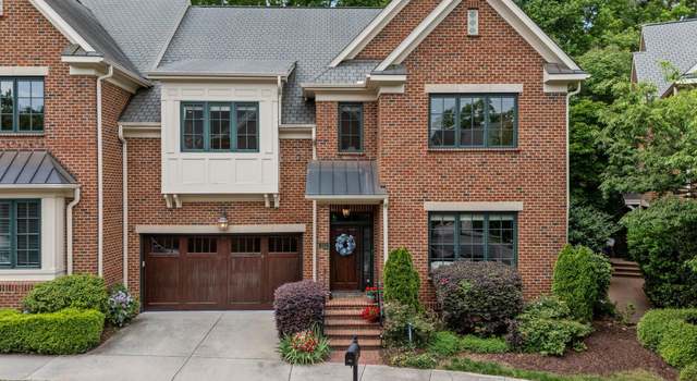 Photo of 213 Old Franklin Grove Dr, Chapel Hill, NC 27514