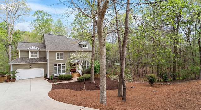 Photo of 110 Rhododendron Dr, Chapel Hill, NC 27517