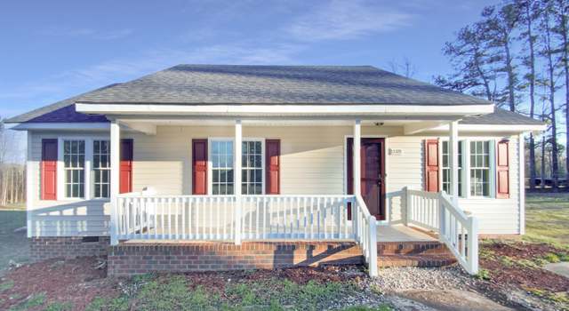 Photo of 1125 Field Meadows Dr, Zebulon, NC 27597