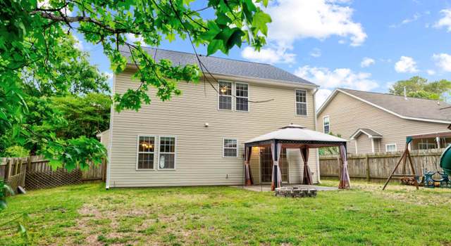 Photo of 244 Ber Creek Dr, Fuquay Varina, NC 27526