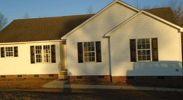 Photo of 125 Hugh Dr, Smithfield, NC 27577