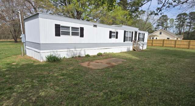 Photo of 979 Alert Rd, Louisburg, NC 27549