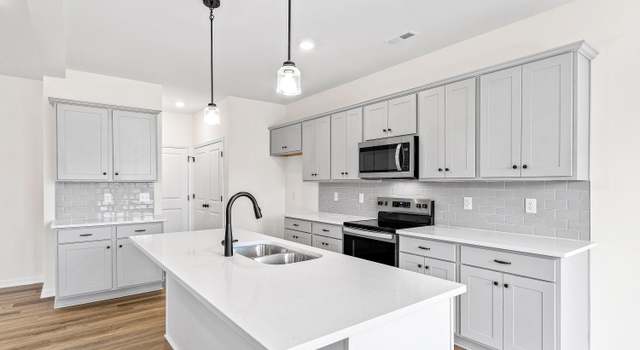 Photo of 420 Oak Park Blvd, Youngsville, NC 27596