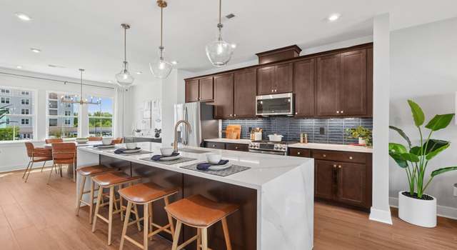 Photo of 1028 Zelkova Ln, Chapel Hill, NC 27517
