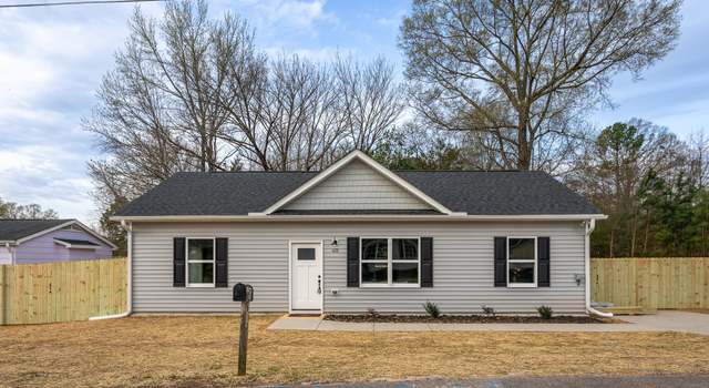 Photo of 420 E Cedar Ave, Wake Forest, NC 27587