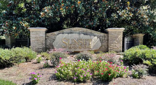 Photo of 6424 Sunset Manor Dr, Wake Forest, NC 27587