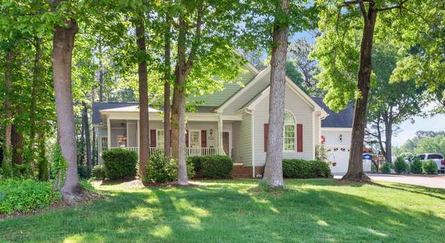 Photo of 304 Parkridge Dr, Clayton, NC 27527