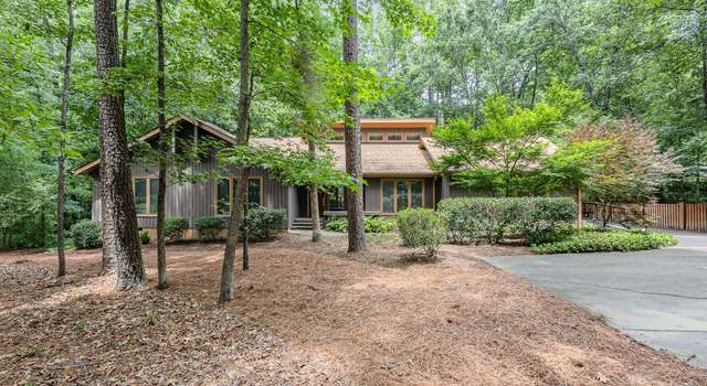 Property at 6 Womble Cir, Durham, NC 27705, 6 beds, 5 baths