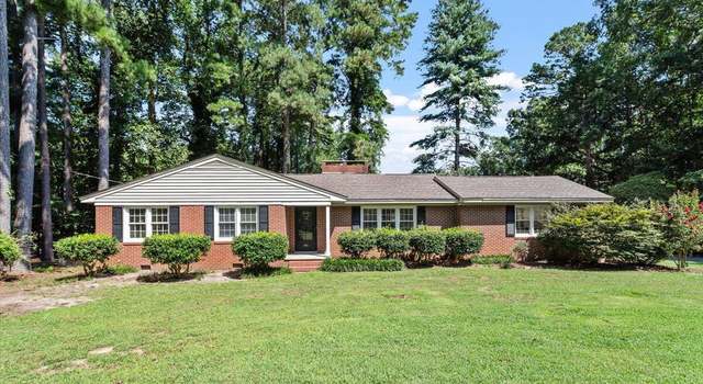 Photo of 1402 Spring Ln, Sanford, NC 27330