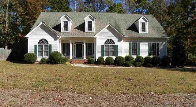 Photo of 145 Fleming Forest Dr, Youngsville, NC 27596