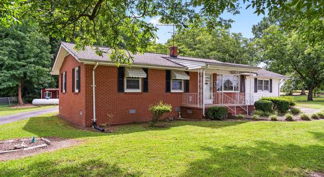 Photo of 207 Wendell Rd, Wendell, NC 27591