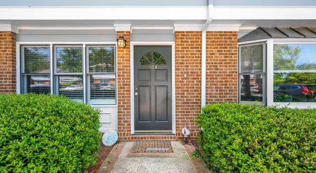 Photo of 104 Old Cooper Sq Bldg J Unit 3, Chapel Hill, NC 27517