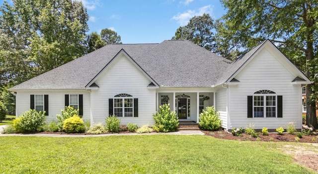 Photo of 904 Parkridge Dr, Clayton, NC 27527