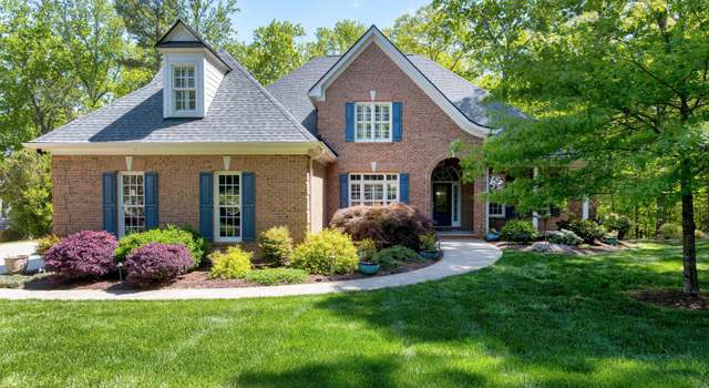 Photo of 404 Settlecroft Ln, Holly Springs, NC 27540