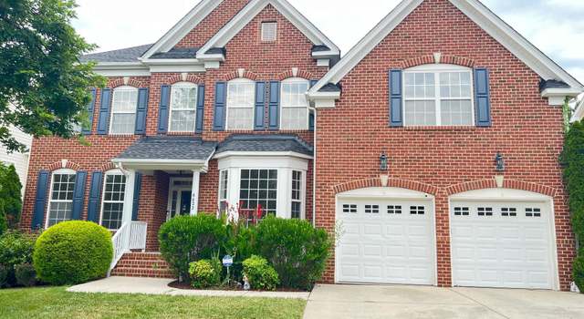 Property at 8022 Wade Green Pl, Cary, NC 27519, 5 beds, 3.5 baths