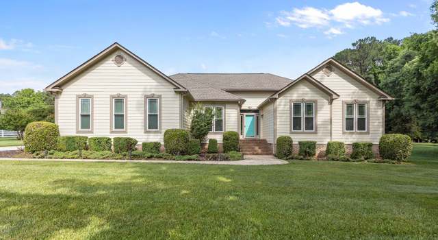 Photo of 1614 E Hardscrabble Dr, Hillsborough, NC 27278