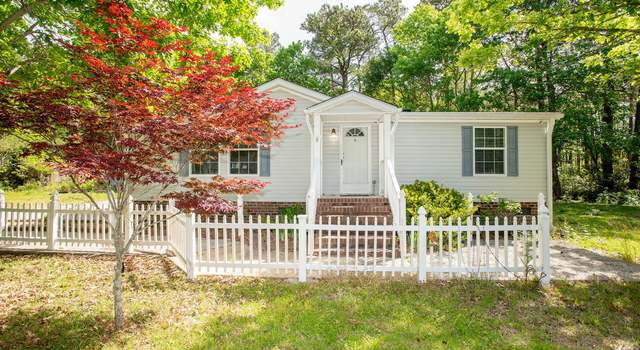 Photo of 109 Nautilus Ct, Gloucester, NC 28528