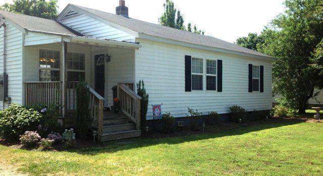 Photo of 103 N King St, Whitakers, NC 27891