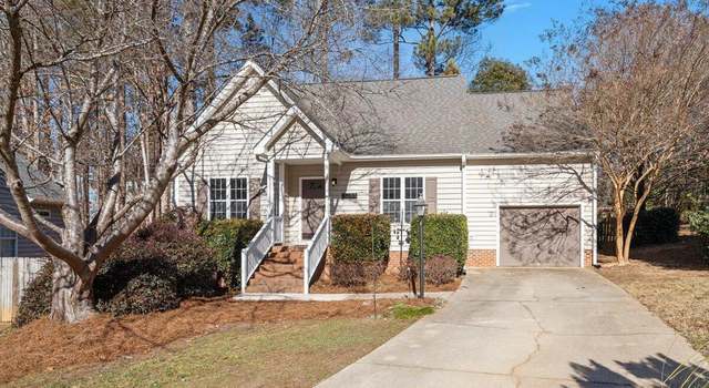 Photo of 2633 Farlow Gap Ln, Raleigh, NC 27603