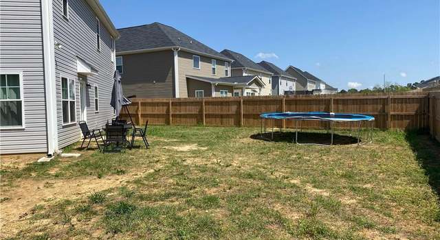 Photo of 2142 Stonewash Dr, Fayetteville, NC 28306