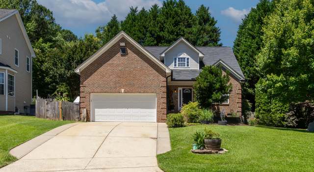 Photo of 2302 Fordcrest Dr, Apex, NC 27502