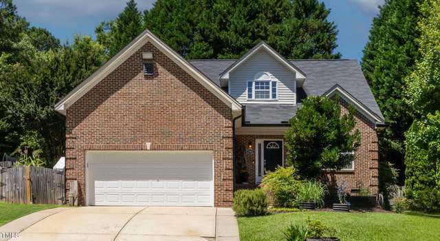 Photo of 2302 Fordcrest Dr, Apex, NC 27502