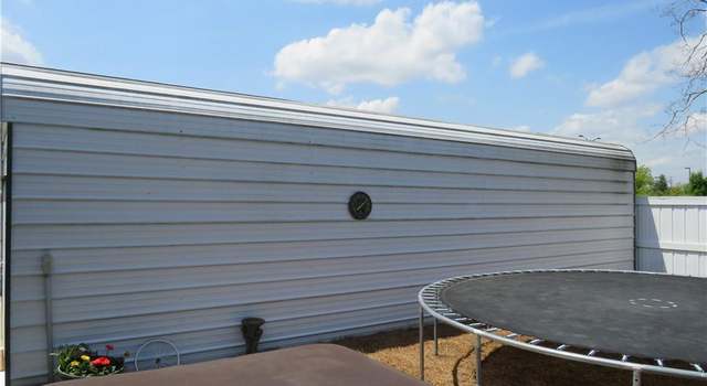 Photo of 1404 Macarthur St, Lumberton, NC 28358