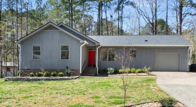 Photo of 2 Edgestone Pl, Chapel Hill, NC 27517