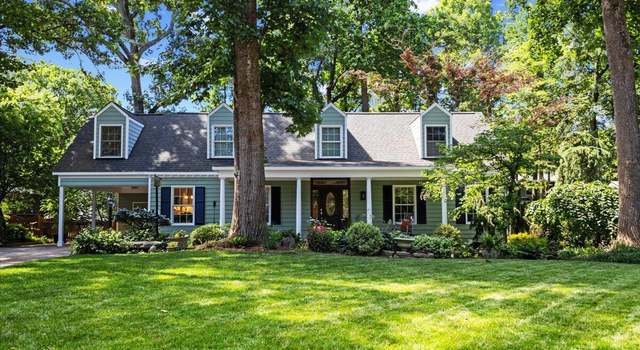 Photo of 924 Pebblebrook Dr, Raleigh, NC 27609