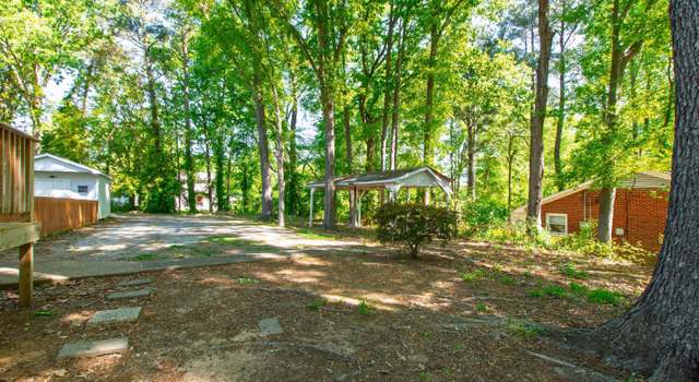 Photo of 1005 E Club Blvd, Durham, NC 27704