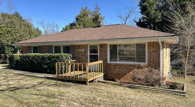 Photo of 1516 Park Ln, Hillsborough, NC 27278