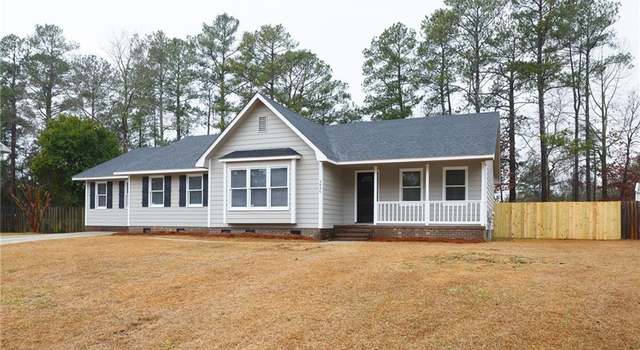 Photo of 3436 Thorndike Dr, Fayetteville, NC 28311