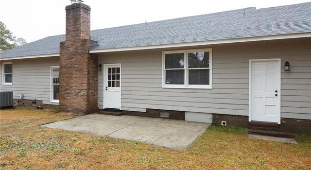 Photo of 3436 Thorndike Dr, Fayetteville, NC 28311