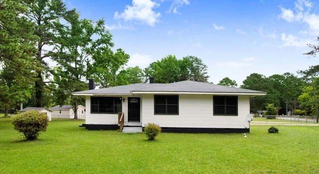 Photo of 325 Bell St, Enfield, NC 27823