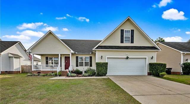 Photo of 3027 Tettenbury Dr, Fayetteville, NC 28306