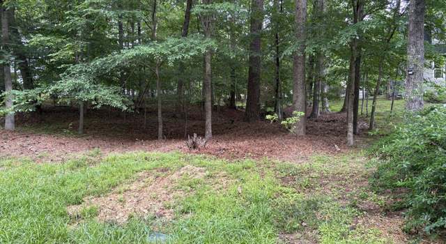 Photo of 208 Brook Ln, Durham, NC 27712