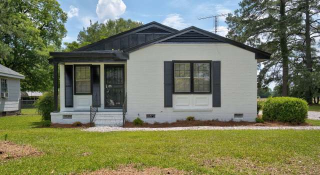 Photo of 407 W Pippen St, Whitakers, NC 27891