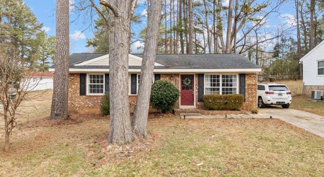 Photo of 1329 Wrentree Cir, Raleigh, NC 27610