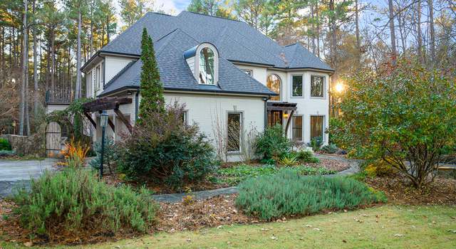 Photo of 508 Willowbend Dr, Chapel Hill, NC 27517