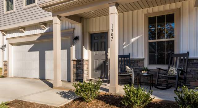 Photo of 209 Dasu Dr, Clayton, NC 27520