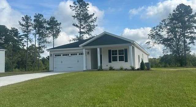Photo of 111 Pine Needle Dr, Salemburg, NC 28385
