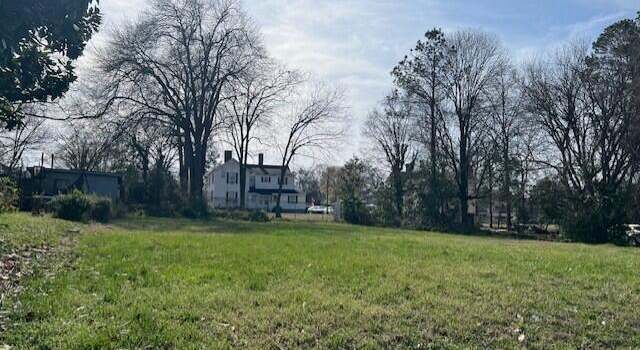Photo of 0 W Young Ave, Henderson, NC 27536