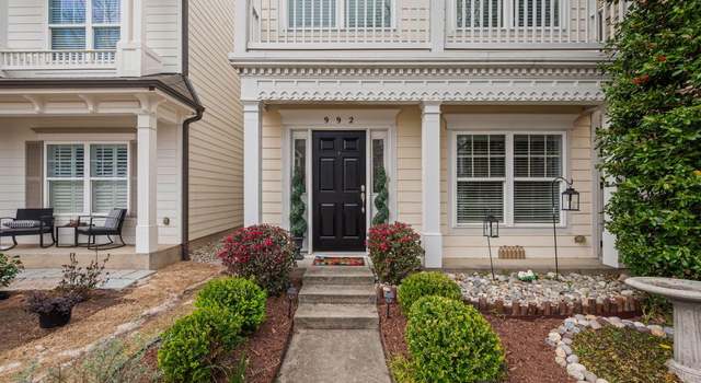 Photo of 992 Ambergate, Apex, NC 27502