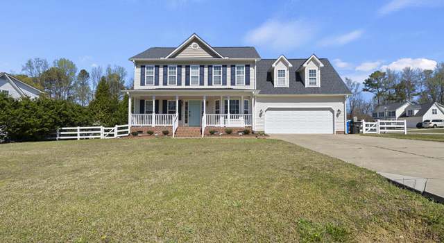 Photo of 10 Jacob St, Holly Springs, NC 27540