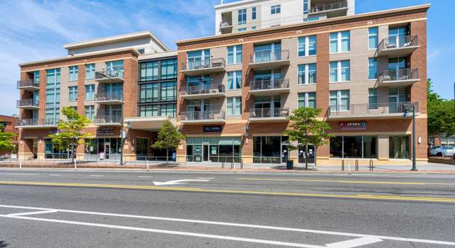 Photo of 140 W Franklin St Unit 706, Chapel Hill, NC 27516