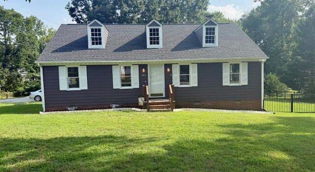 Photo of 105 Meadow Brook Ln, Oxford, NC 27565
